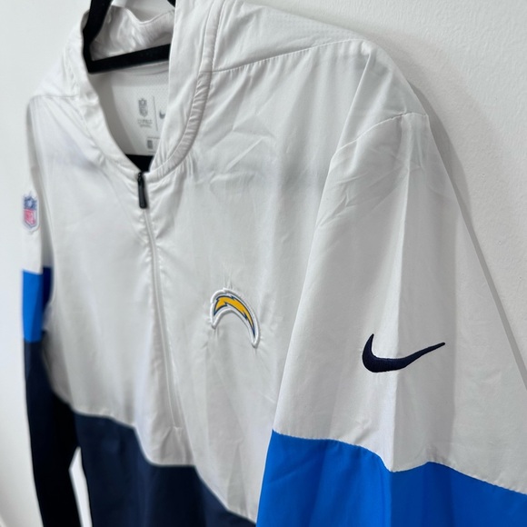 Nike NFL Los Angeles Chargers Mens Pullover Windbreaker - Size Small - Picture 3 of 10